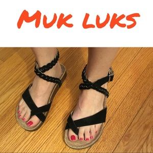 muk luks women's estelle sandals